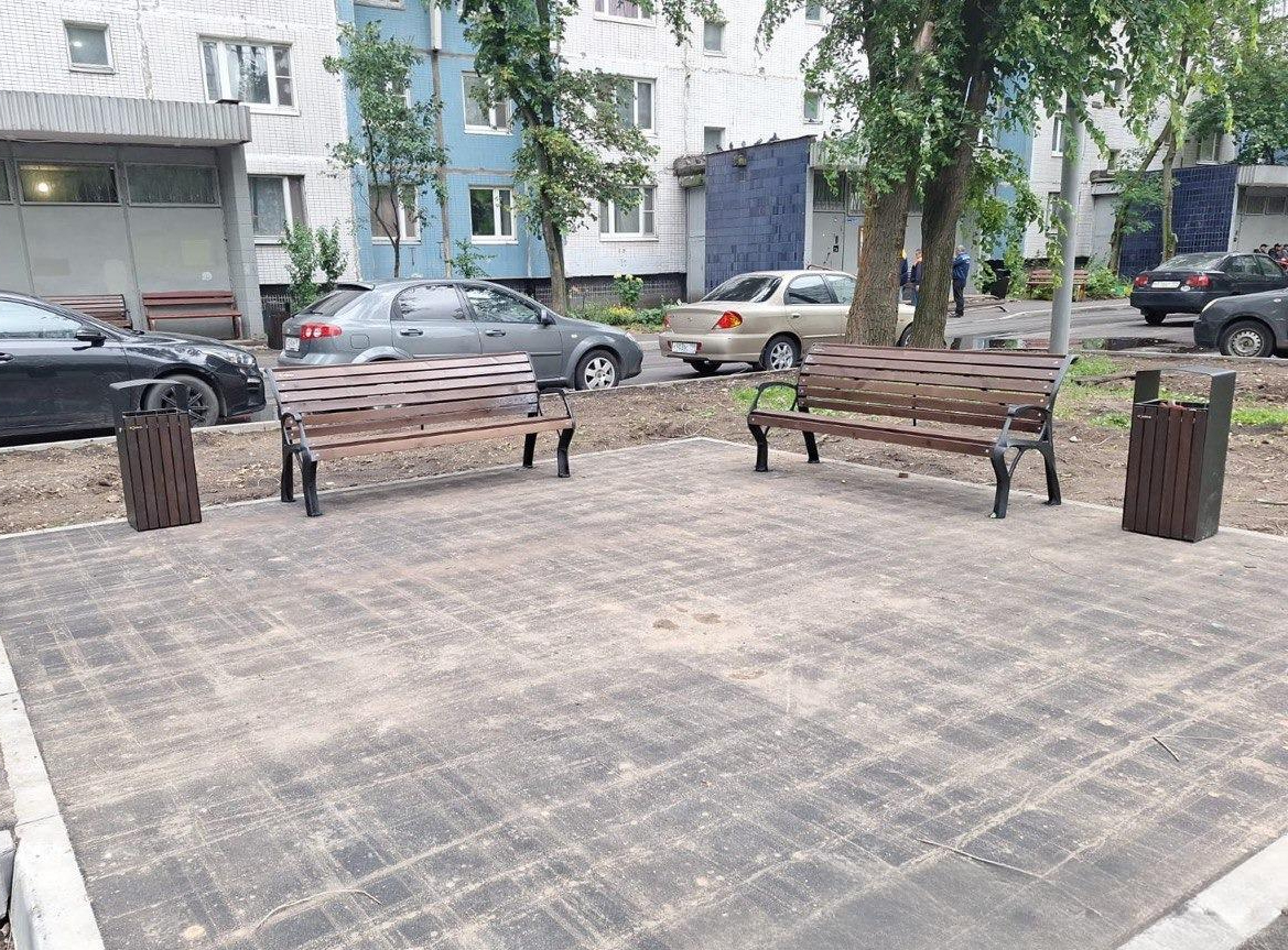 Скамейка чугунная "Голландия" с подлокотниками