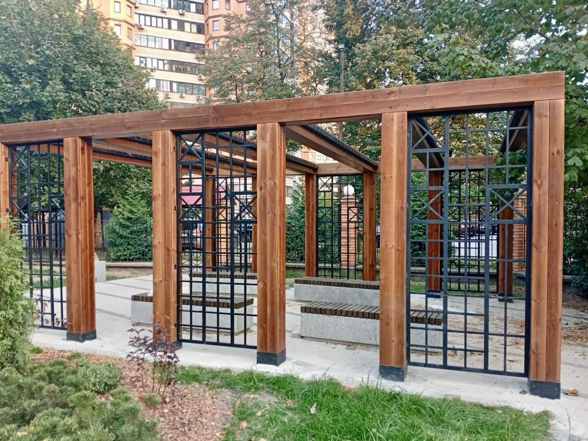 Пергола «Фиеста» (без скамеек и урн)